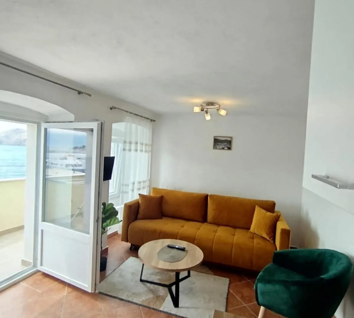 Apartmani Obala Baška 0*,  Kroatien