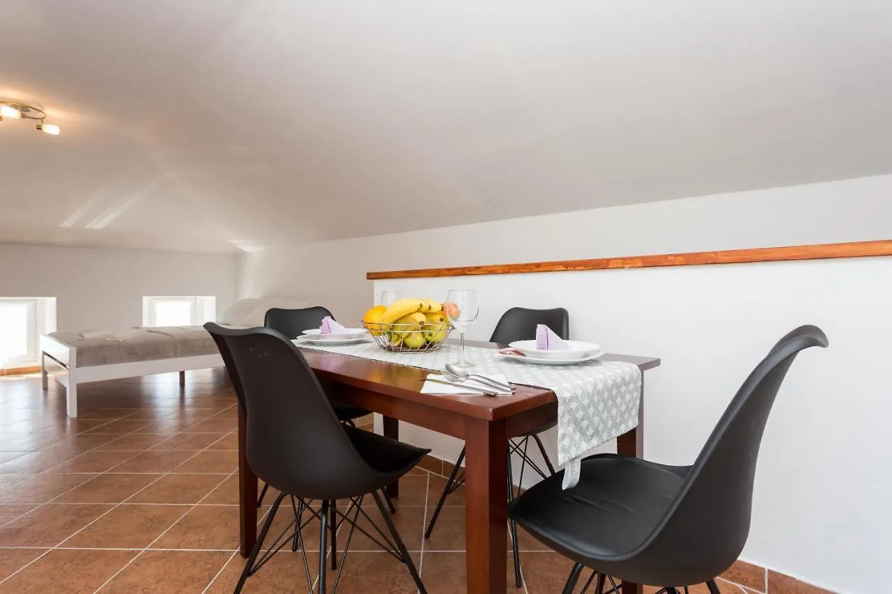Apartment Apartmani Obala Baska